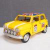 ブリキのおもちゃ車 ユニオンジャックミニクーパー・クラシックミニ (ローバーミニ) レーシングカー101ラリー／イエロー(Sサイズ)