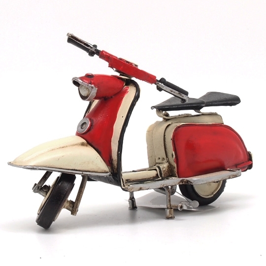ブリキのおもちゃバイク ビッグスクーター／レッド(Sサイズ)