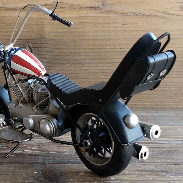 ブリキのバイク ハーレーダビッドソンモデルアメリカンオートバイ／星条旗(Mサイズ)【取り寄せ品／納期1週間前後】